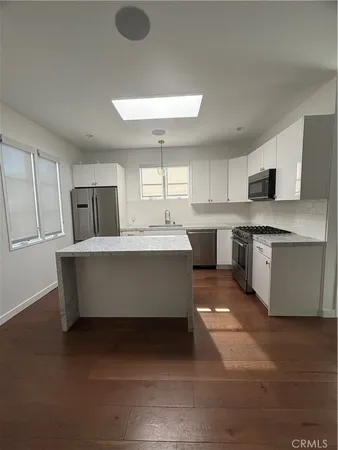 $5,800 | 1009 Palms Boulevard, Venice, CA 90291
