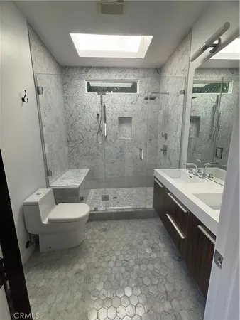 $5,800 | 1009 Palms Boulevard, Venice, CA 90291