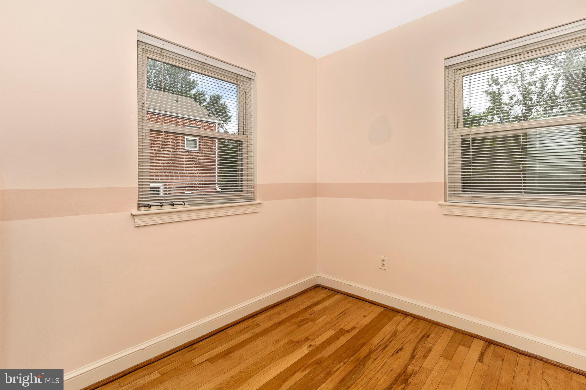 2702 Avena Street Silver Spring, MD 20902 - Photo 24 of 36 2nd Bedroom