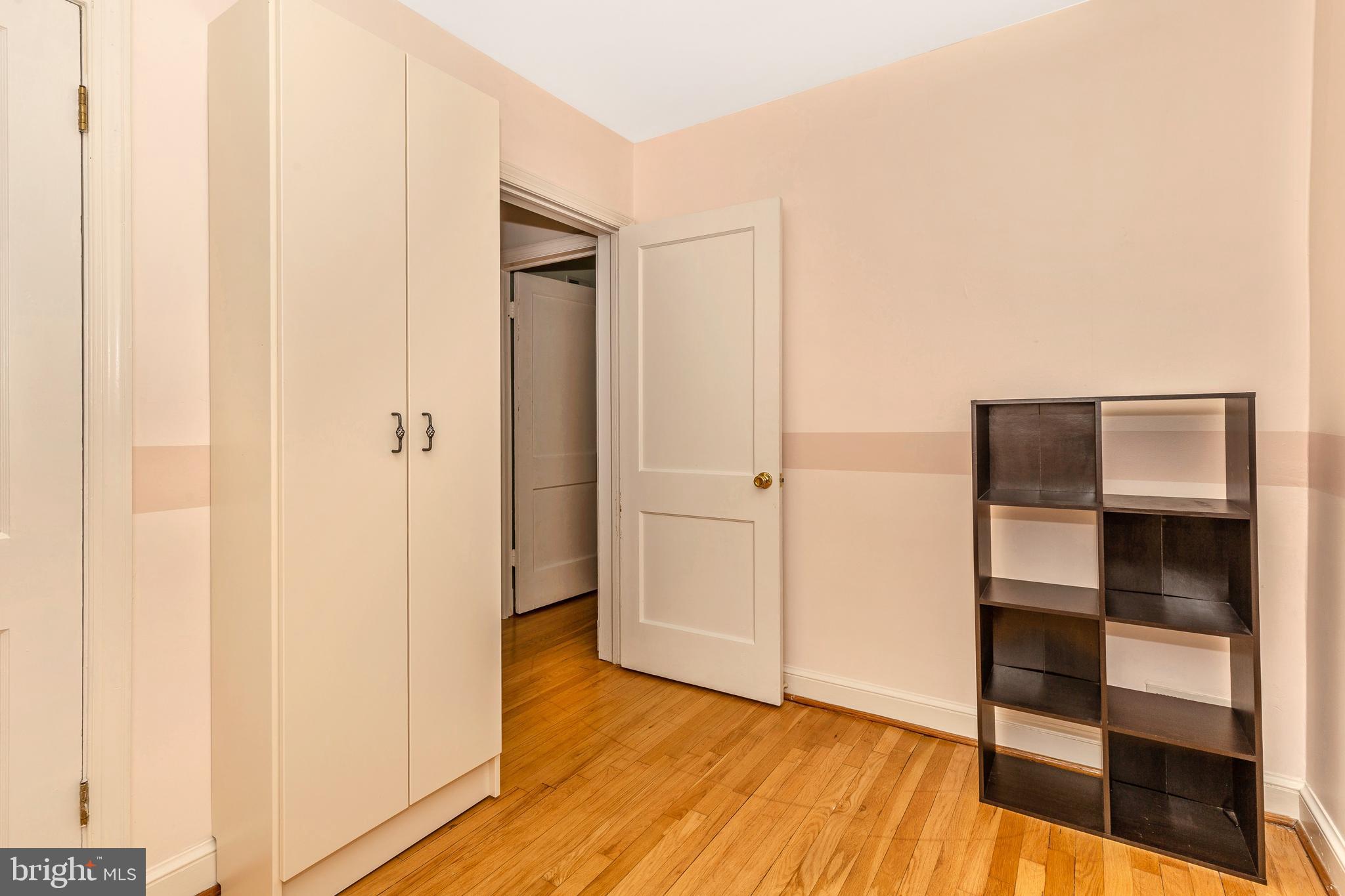 2702 Avena Street Silver Spring, MD 20902 - Photo 25 of 36 2nd Bedroom