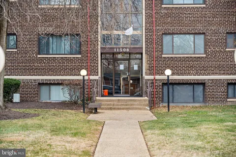 $217,500 | 11508 Bucknell Drive, Unit 203, Silver Spring, MD 20902