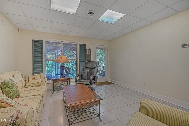 $740,000 | 230 Charlie Avenue, Piney Flats, TN 37686