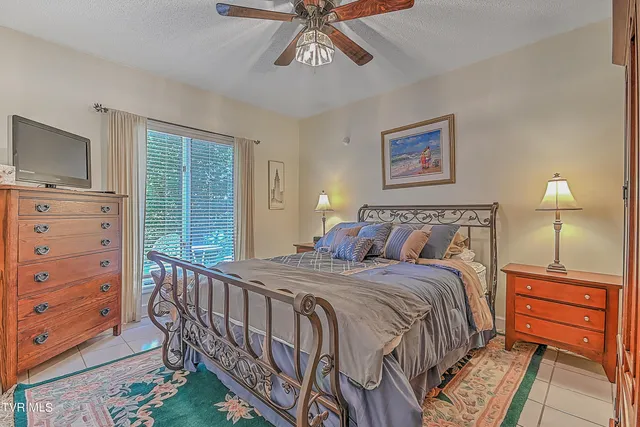 $740,000 | 230 Charlie Avenue, Piney Flats, TN 37686