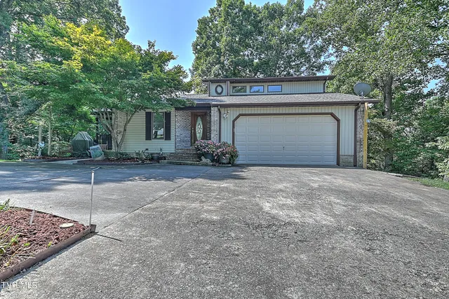 $740,000 | 230 Charlie Avenue, Piney Flats, TN 37686