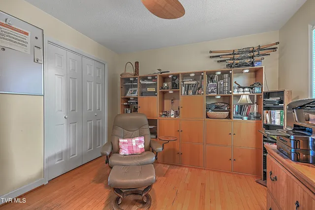 $740,000 | 230 Charlie Avenue, Piney Flats, TN 37686