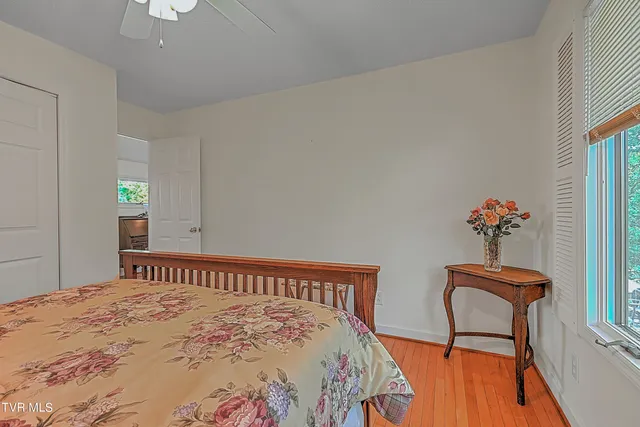 $740,000 | 230 Charlie Avenue, Piney Flats, TN 37686