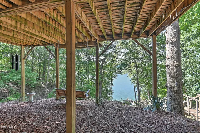 $740,000 | 230 Charlie Avenue, Piney Flats, TN 37686