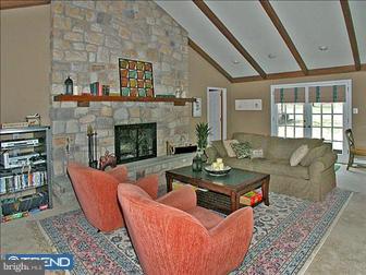 2814 Edge Hill Road Huntingdon Valley, PA 19006 - Photo 5 of 12 Gallery Image 5