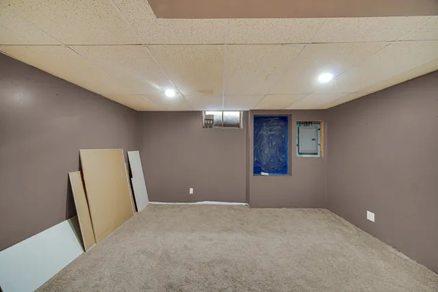 $2,700 | 1107 Campbell Avenue, Wheaton, IL 60189