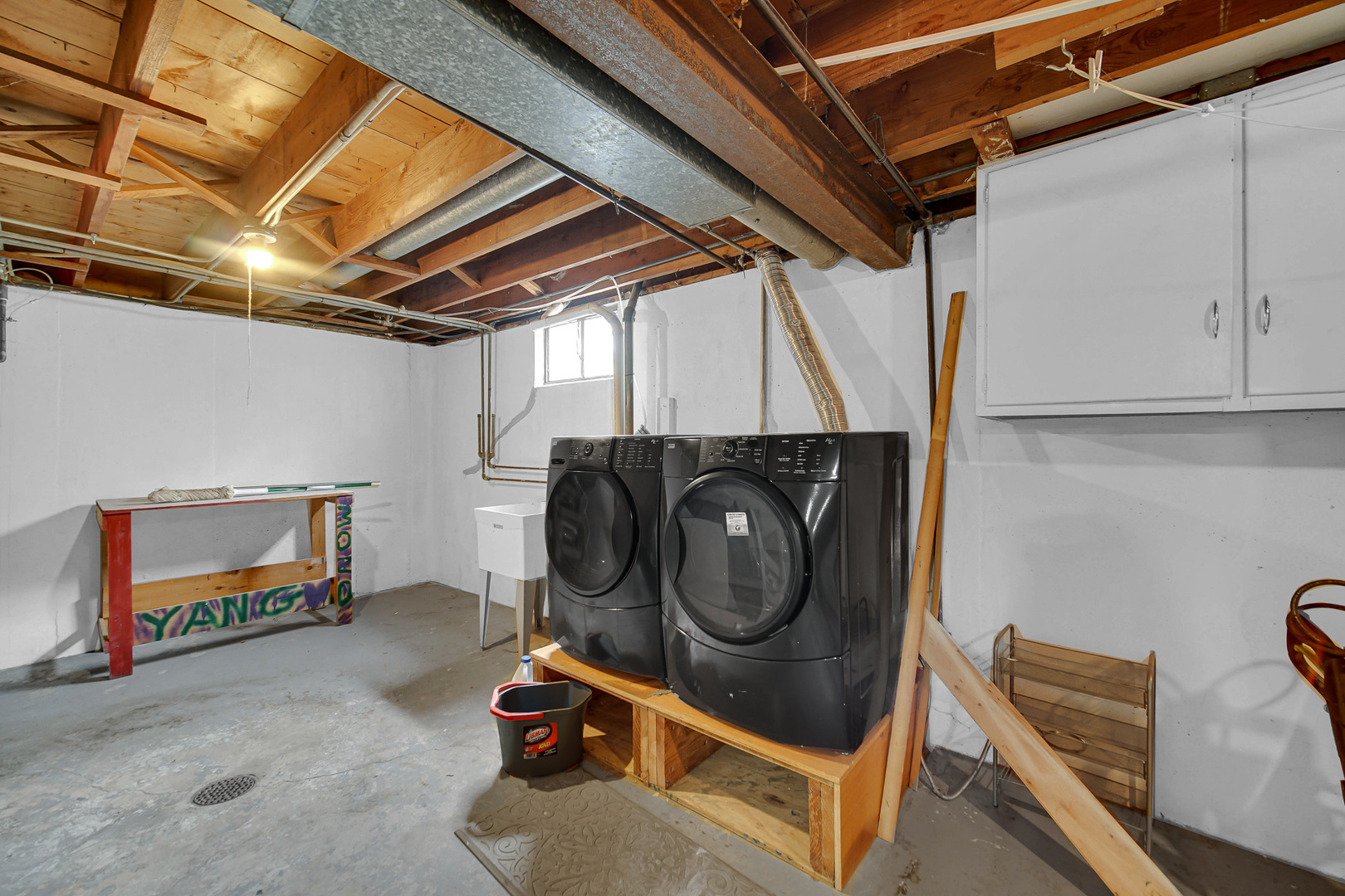 1107 Campbell Avenue Wheaton, IL 60189 - Photo 18 of 20 a utility room with dryer and washer