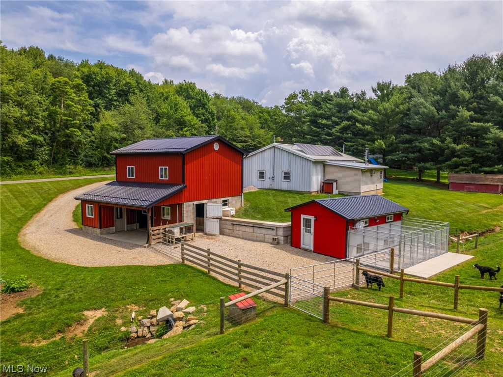 7720 Nebraska Road Northwest Dundee, OH 44624 - Photo 4 of 35 Gallery Image 4