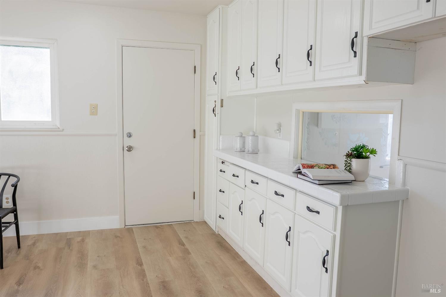 413 Gregory Street Fairfield, CA 94533 - Photo 14 of 22 Kitchen