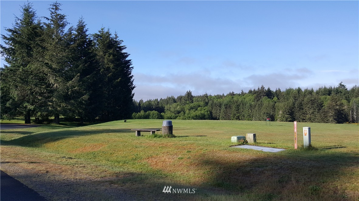 451 East Soderberg Road Allyn, WA 98524 - Photo 1 of 3 Gallery Image 1