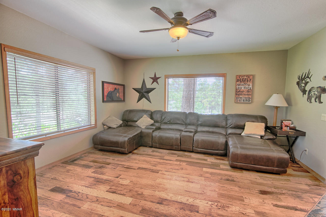 4641 West Hawthorn Road Show Low, AZ 85901 - Photo 9 of 35 Gallery Image 9