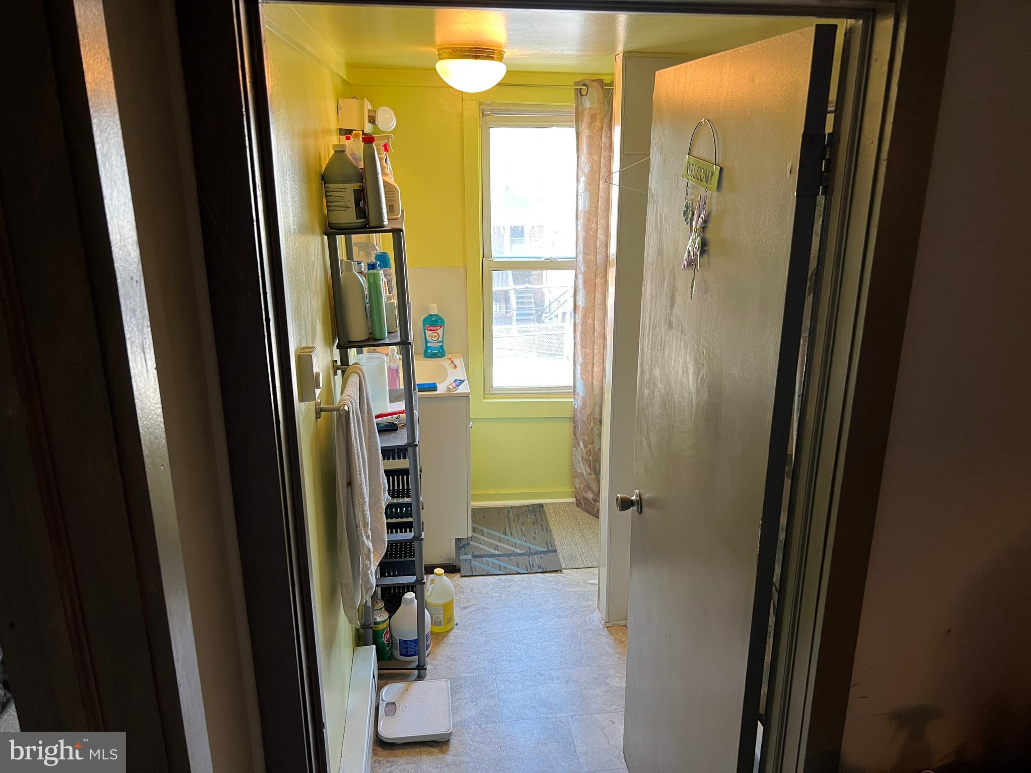 256 5th Street Coaldale, PA 18218 - Photo 12 of 45 Bathroom