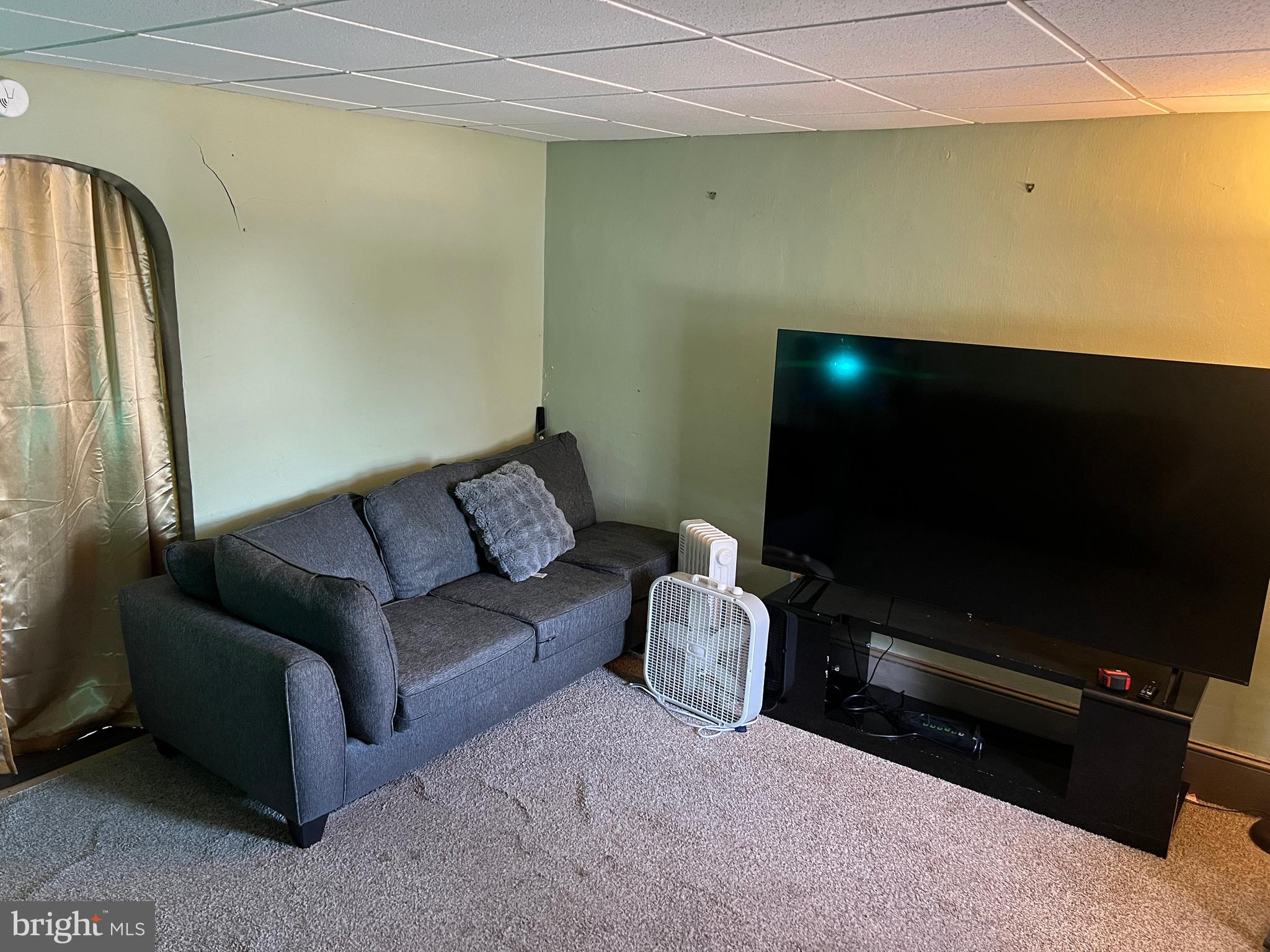 256 5th Street Coaldale, PA 18218 - Photo 8 of 45 Living room