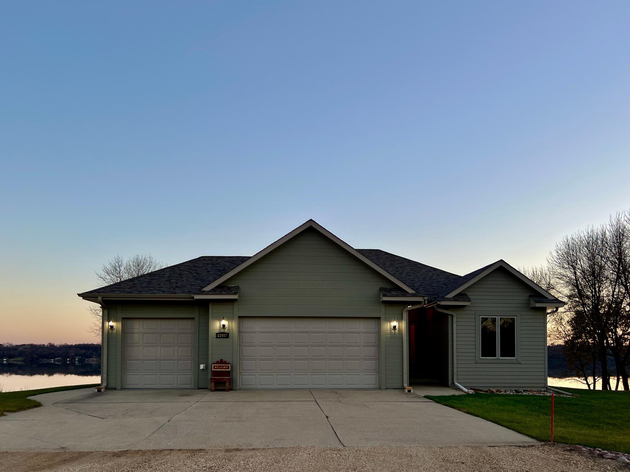 83987 Ridge Creek Drive Clinton, MN 56225 - Photo 4 of 40