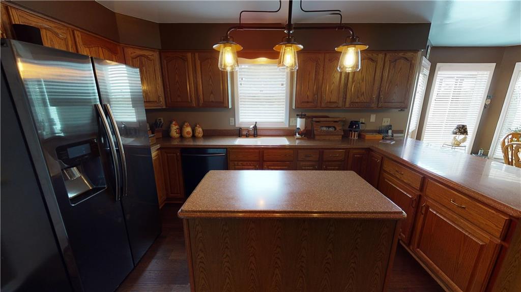 789 Spruce Street Rochester, PA 15074 - Photo 3 of 25