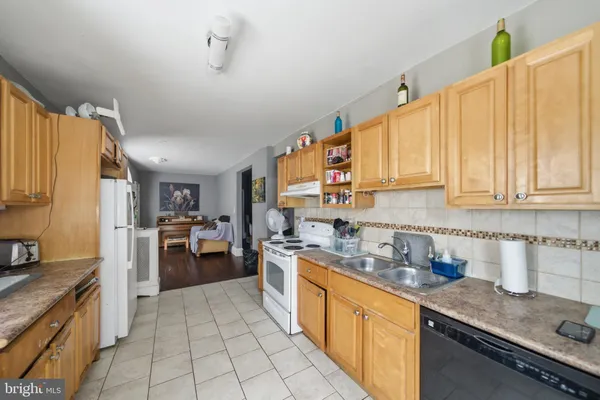 $425,000 | 112 Haws Avenue, Norristown, PA 19401