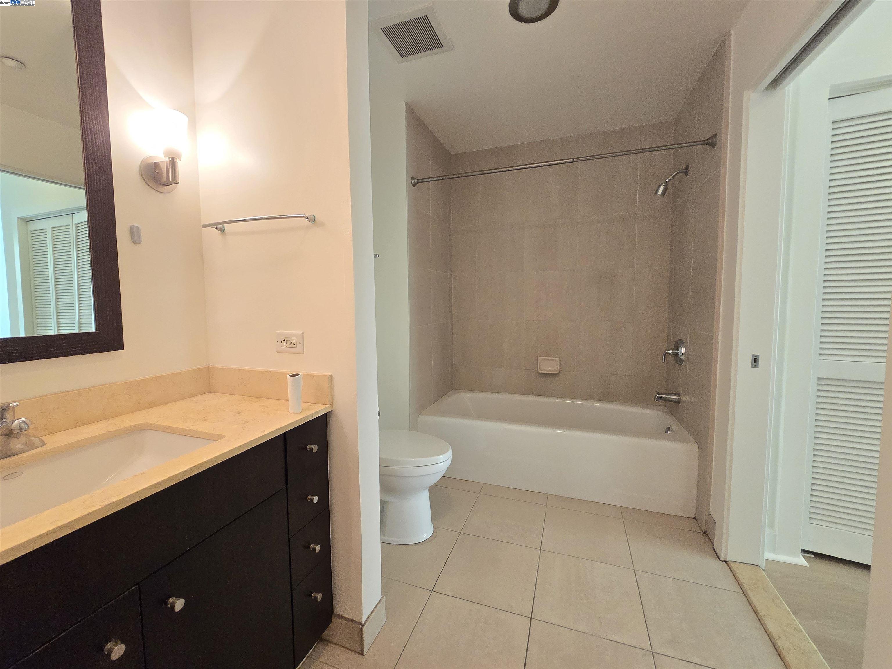 585 9th Street, Unit 422 Oakland, CA 94607 - Photo 12 of 22