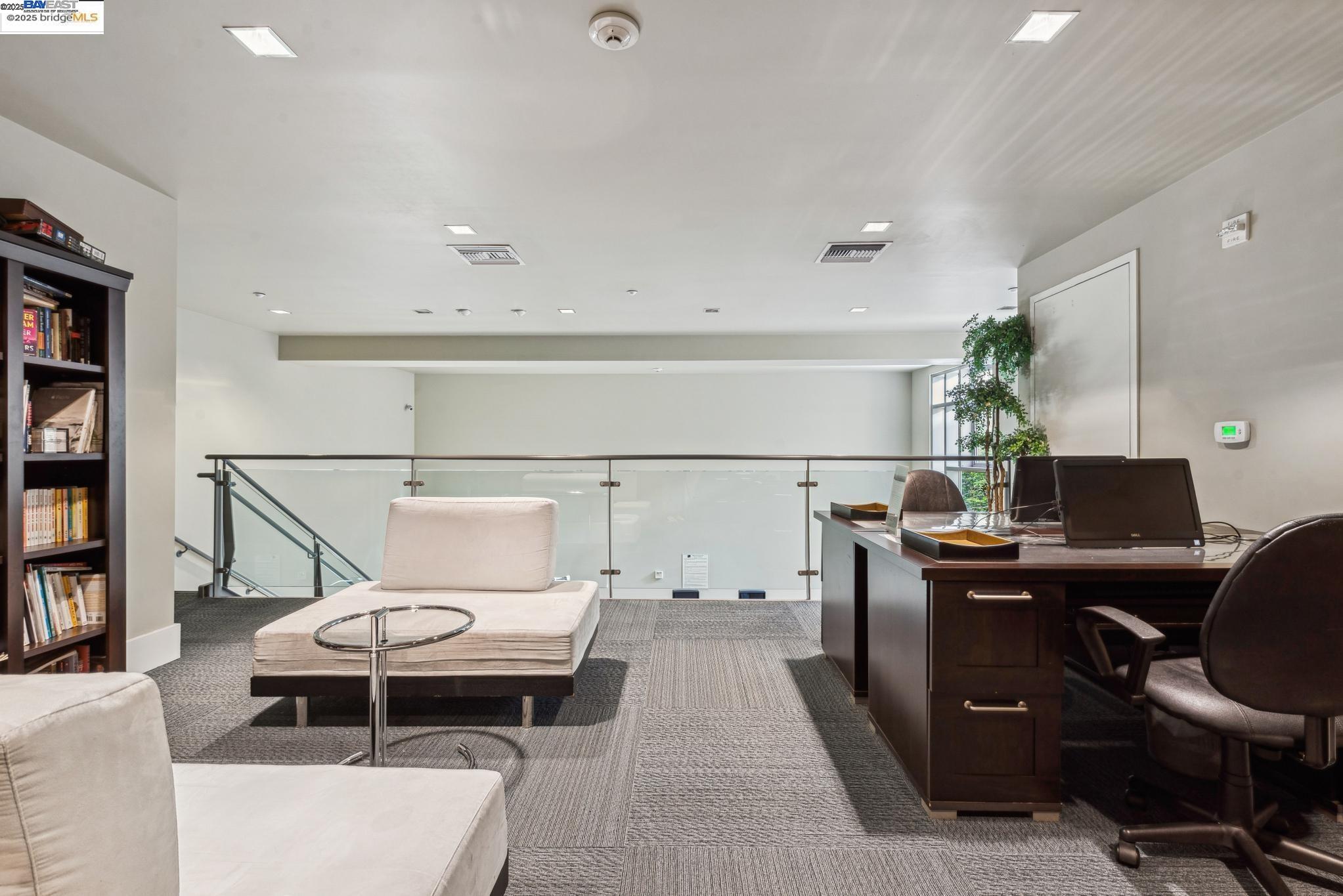 585 9th Street, Unit 422 Oakland, CA 94607 - Photo 15 of 22