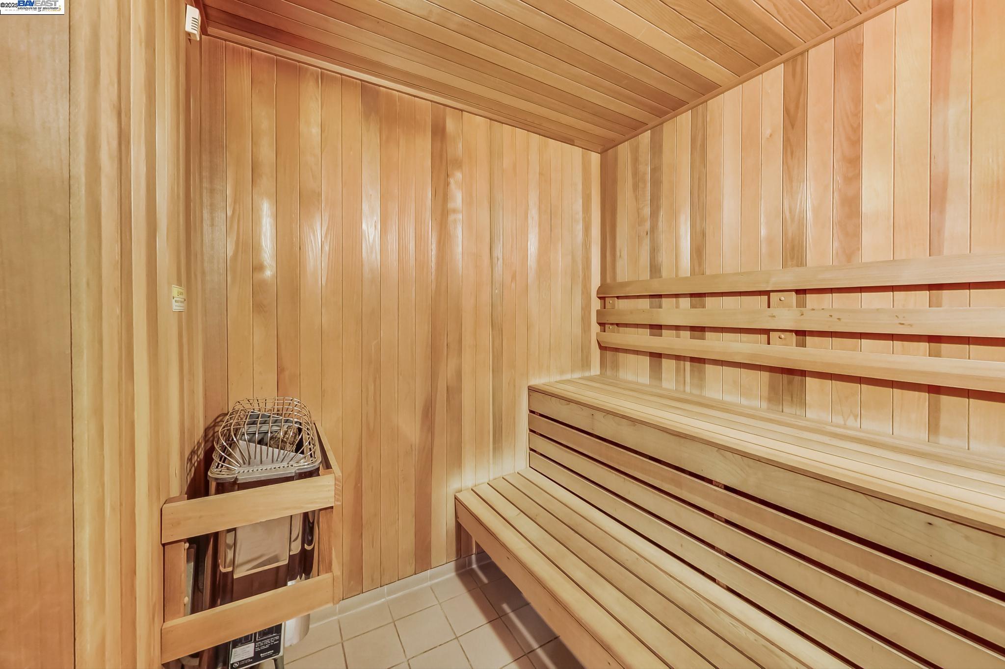 585 9th Street, Unit 422 Oakland, CA 94607 - Photo 18 of 22