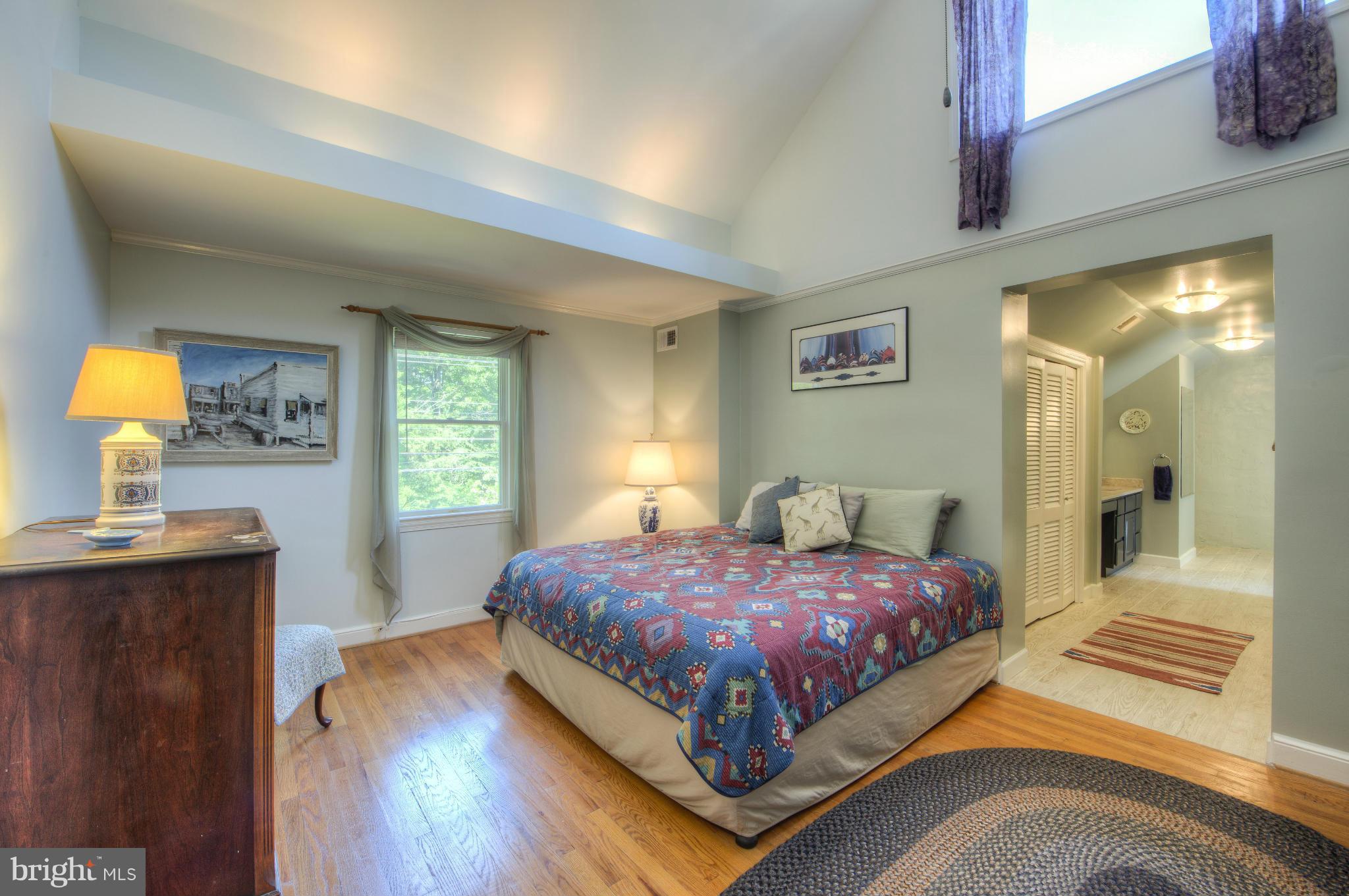 2047 Hunter Mill Road Vienna, VA 22181 - Photo 14 of 30 Bedroom (Master)