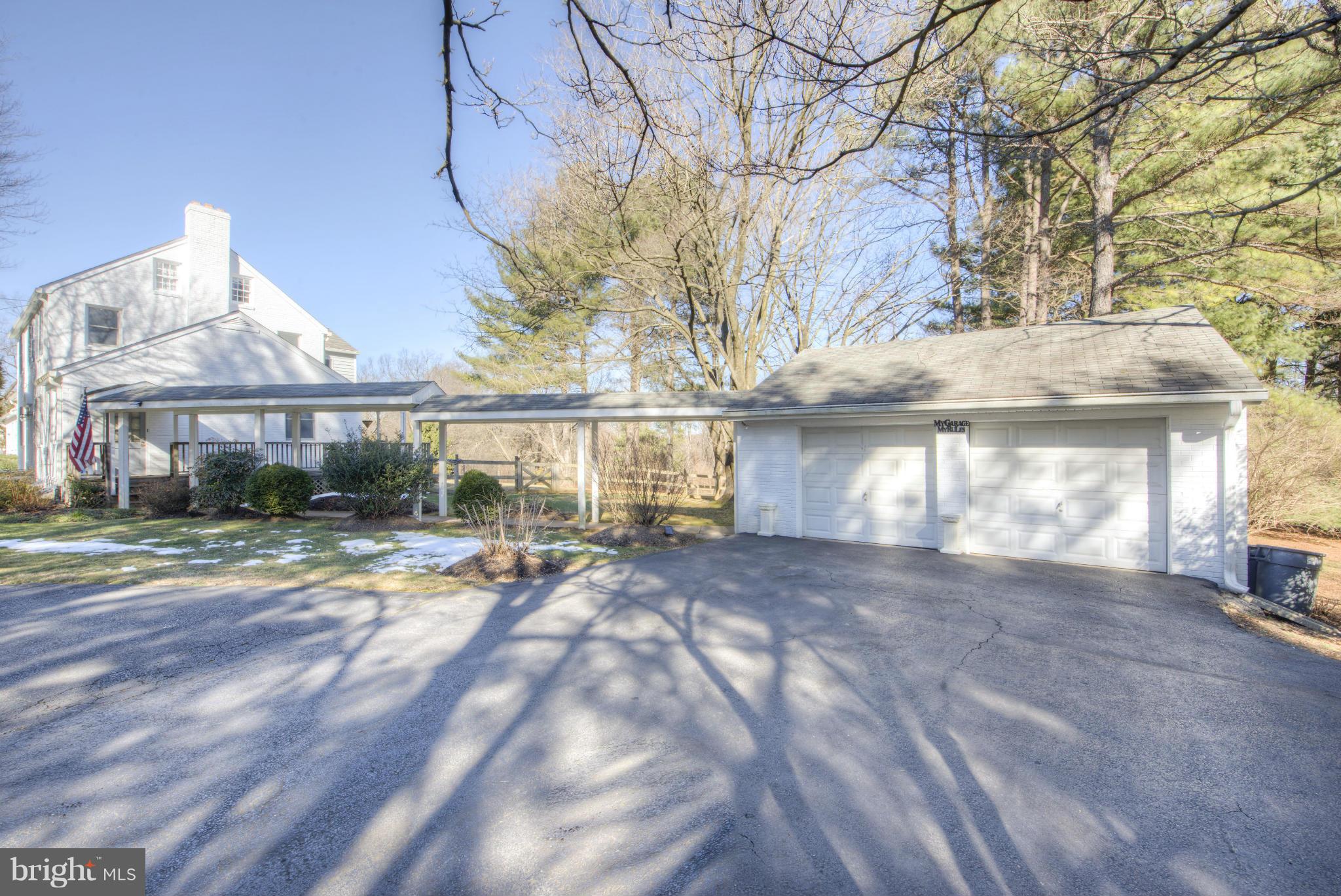 2047 Hunter Mill Road Vienna, VA 22181 - Photo 26 of 30 Exterior (Front)