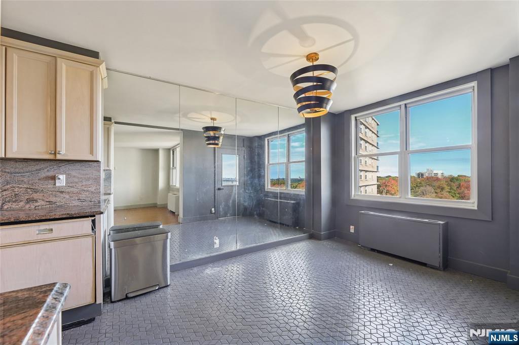 2200 North Central Road, Unit 10J Fort Lee, NJ 07024 - Photo 13 of 26