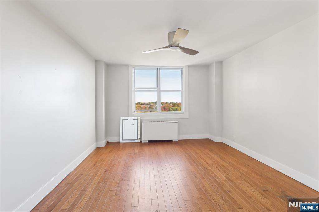 2200 North Central Road, Unit 10J Fort Lee, NJ 07024 - Photo 16 of 26