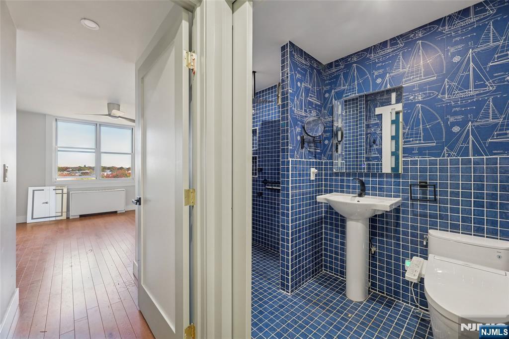 2200 North Central Road, Unit 10J Fort Lee, NJ 07024 - Photo 18 of 26