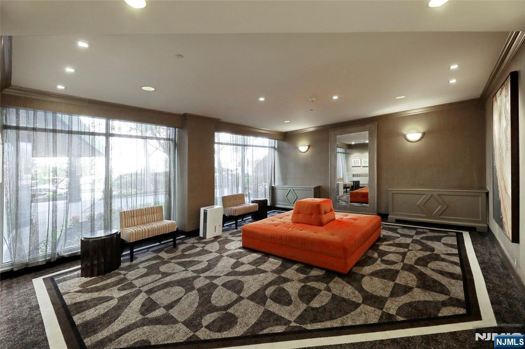 2200 North Central Road, Unit 10J Fort Lee, NJ 07024 - Photo 4 of 26