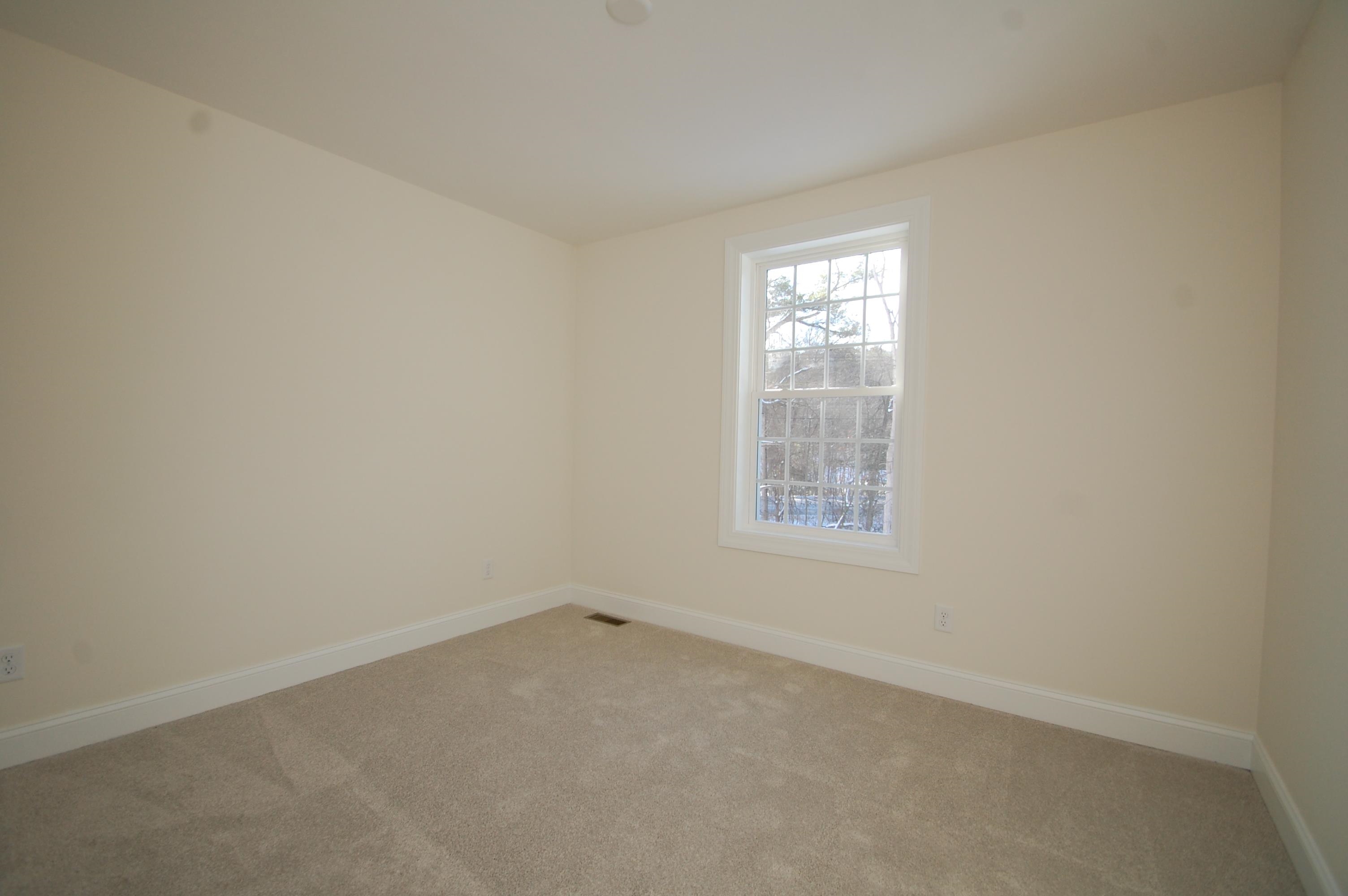 3 B Dearborn Circle Walpole, NH 03608 - Photo 10 of 14