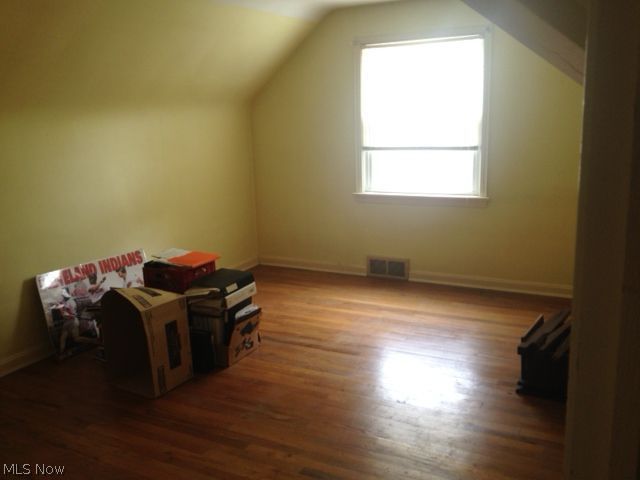 4324 Elmwood Road South Euclid, OH 44121 - Photo 4 of 25
