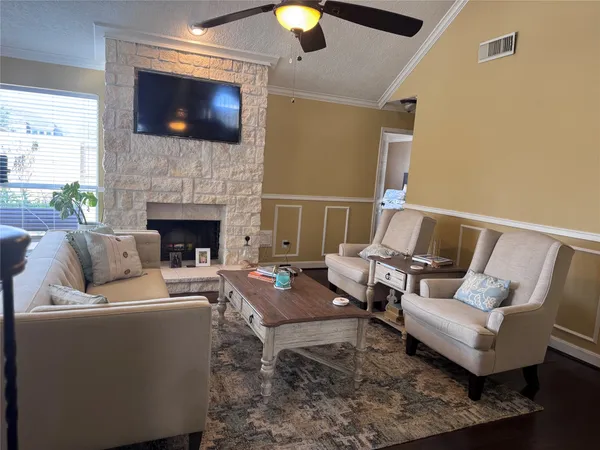 $2,400 | 2623 Elder Park Court, Katy, TX 77449