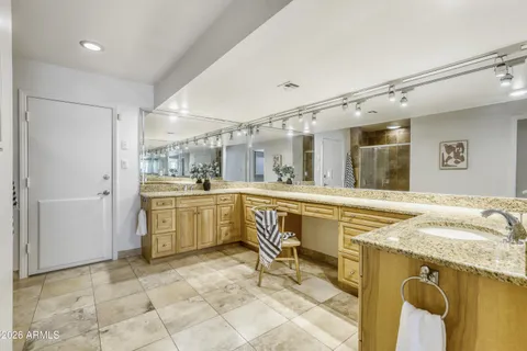 $3,475,000 | 4912 East Arroyo Verde Drive, Paradise Valley, AZ 85253