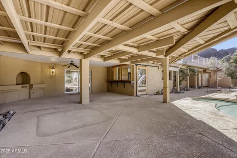 $3,475,000 | 4912 East Arroyo Verde Drive, Paradise Valley, AZ 85253