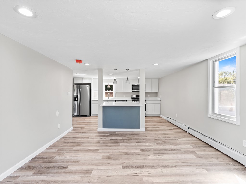 63 Vernon Street Warren, RI 02885 - Photo 6 of 24 Gallery Image 6