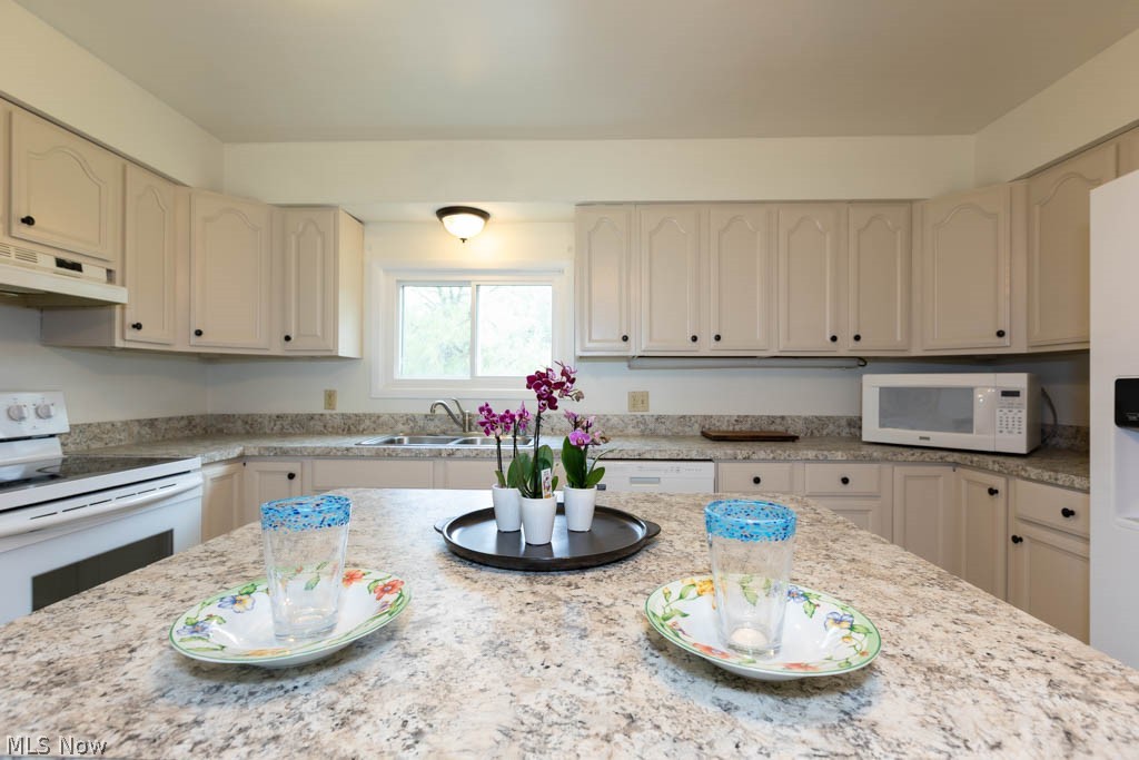13047 Forest Road Burton, OH 44021 - Photo 19 of 47