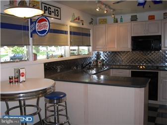 10 Firebush Road Levittown, PA 19056 - Photo 5 of 12 Kitchen