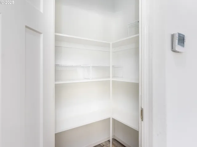 $195,000 | 570 North 10th Avenue, Unit 2, Cornelius, OR 97113