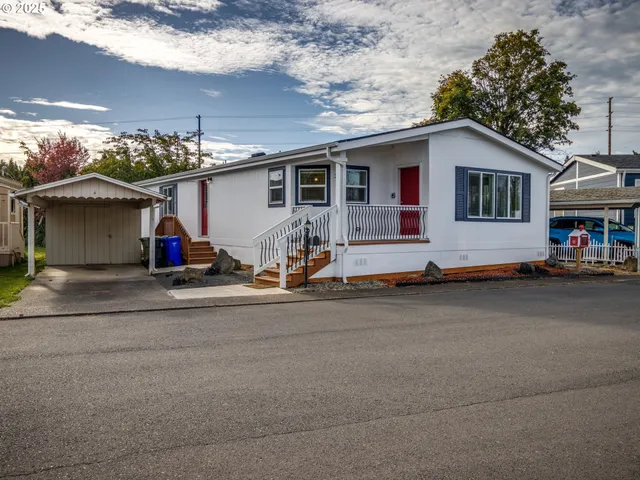 $195,000 | 570 North 10th Avenue, Unit 2, Cornelius, OR 97113