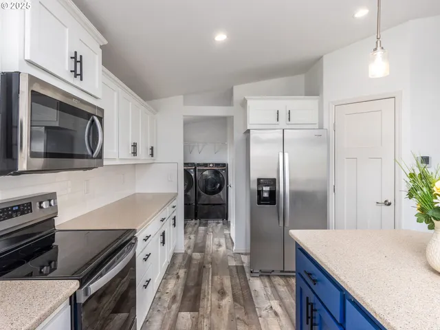 $195,000 | 570 North 10th Avenue, Unit 2, Cornelius, OR 97113