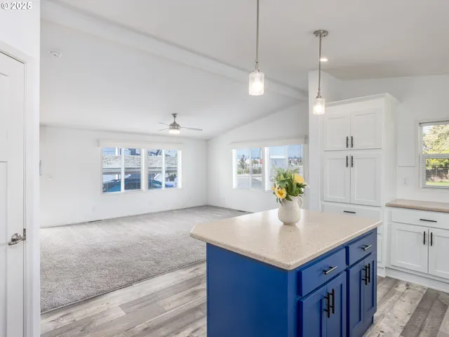 $195,000 | 570 North 10th Avenue, Unit 2, Cornelius, OR 97113