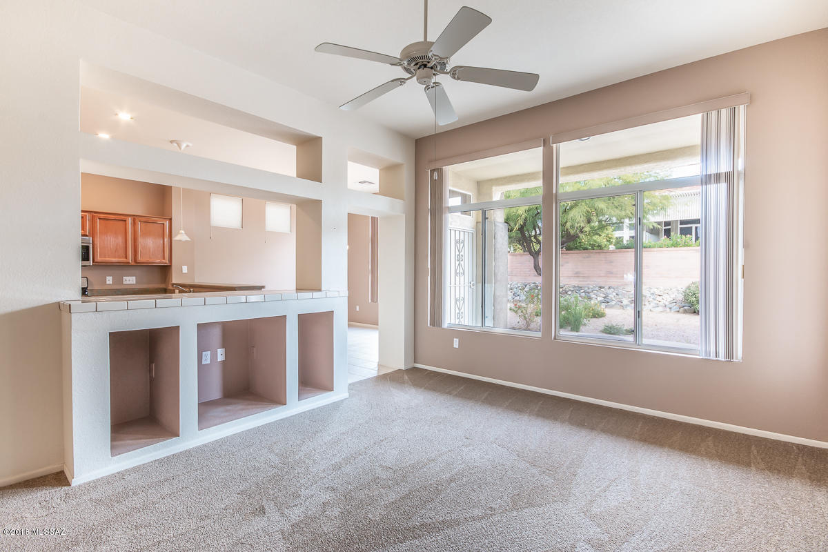 923 East Royal Oak Road Tucson, AZ 85755 - Photo 5 of 25