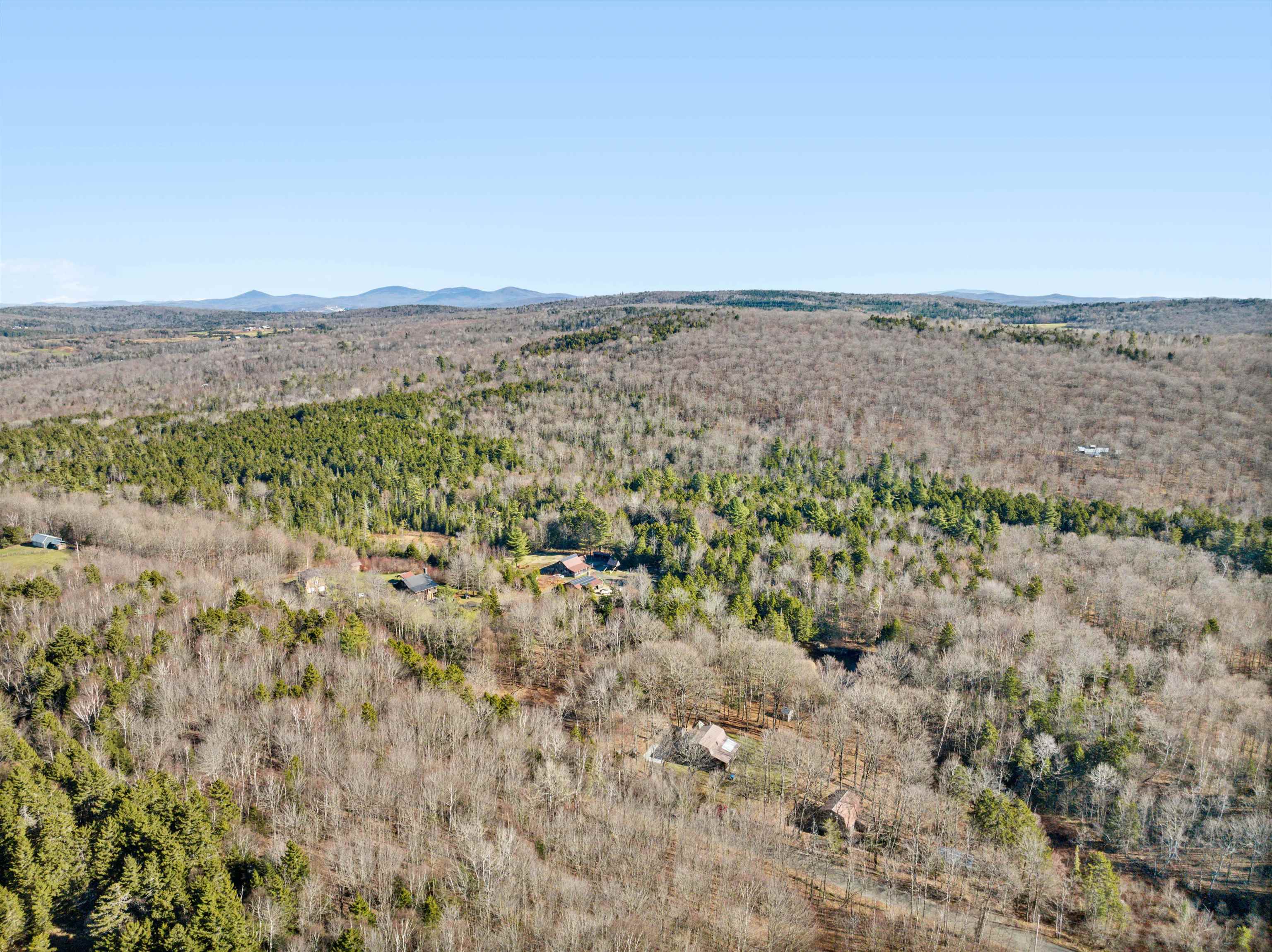 379 Frost Road Northfield, VT 05663 - Photo 15 of 58