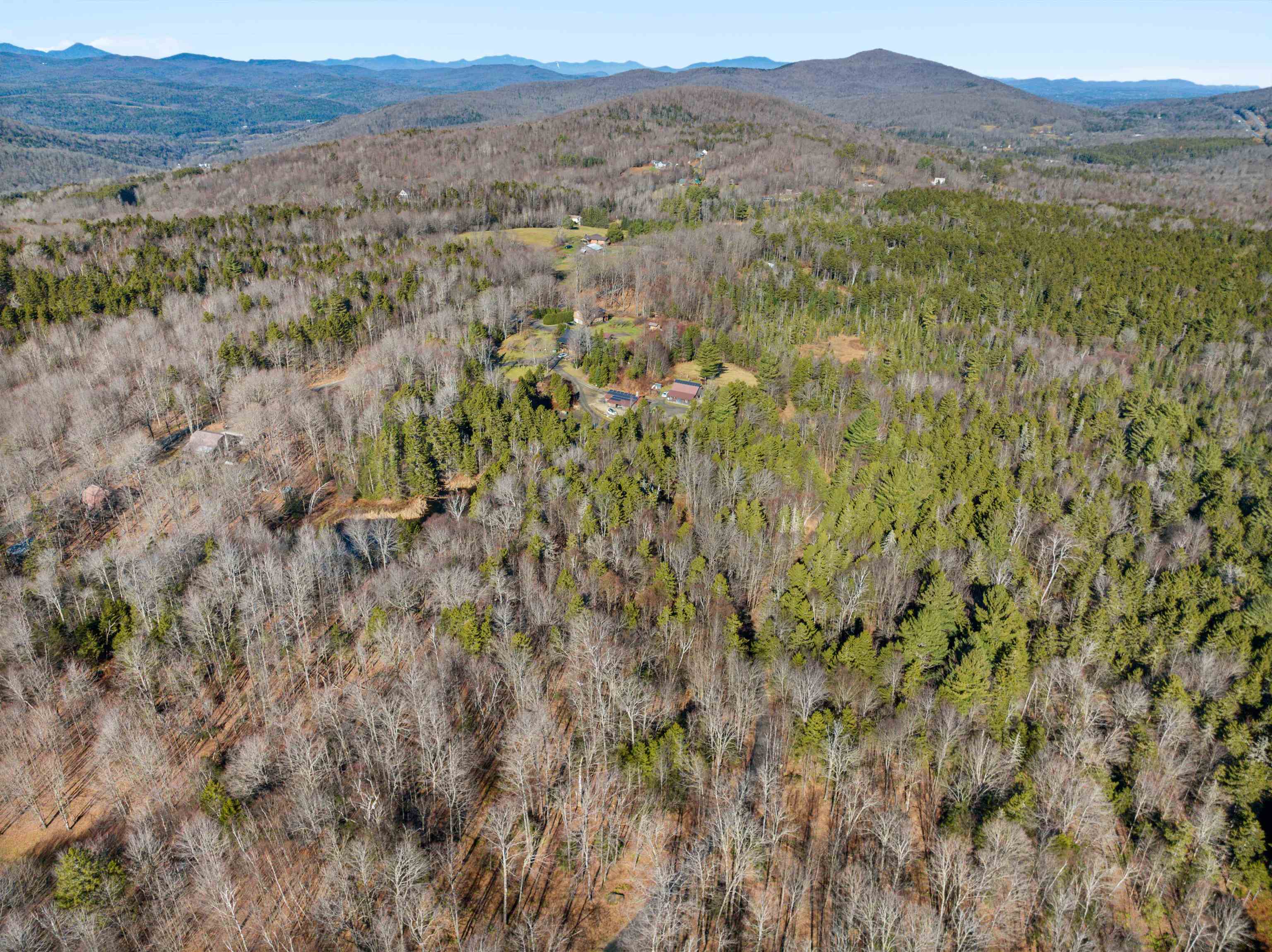 379 Frost Road Northfield, VT 05663 - Photo 7 of 58