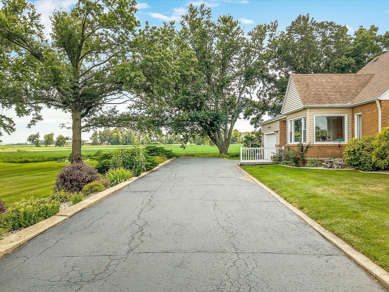 5322 Tipple Road Rockford, IL 61102 - Photo 2 of 56 Gallery Image 2