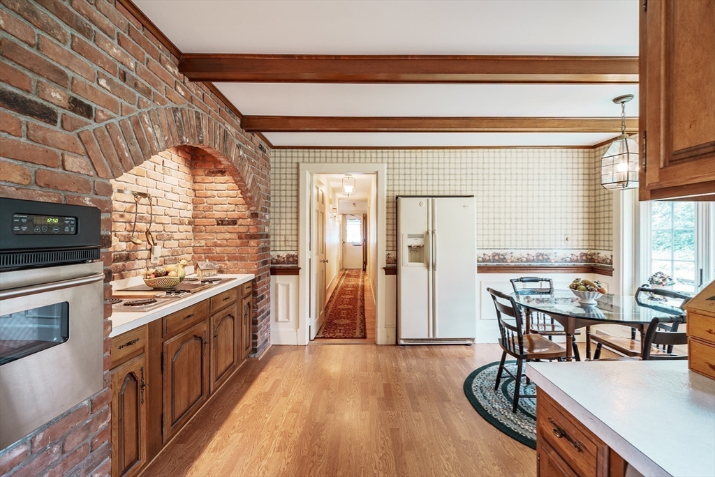 36 Red Ledge Road South Hadley, MA 01075 - Photo 7 of 41 Gallery Image 7
