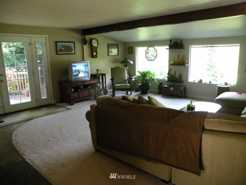 8792 Southeast Overaa Road Port Orchard, WA 98367 - Photo 11 of 18 Gallery Image 11